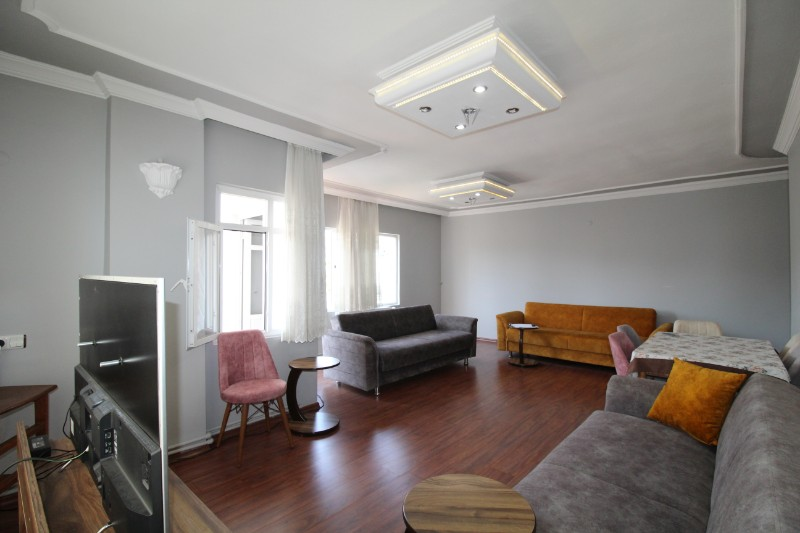 ASLAN'DAN TOROS ÜNİVER.CİV GENİŞ METRAJLI FULL YAPILI FIRSAT 3+1