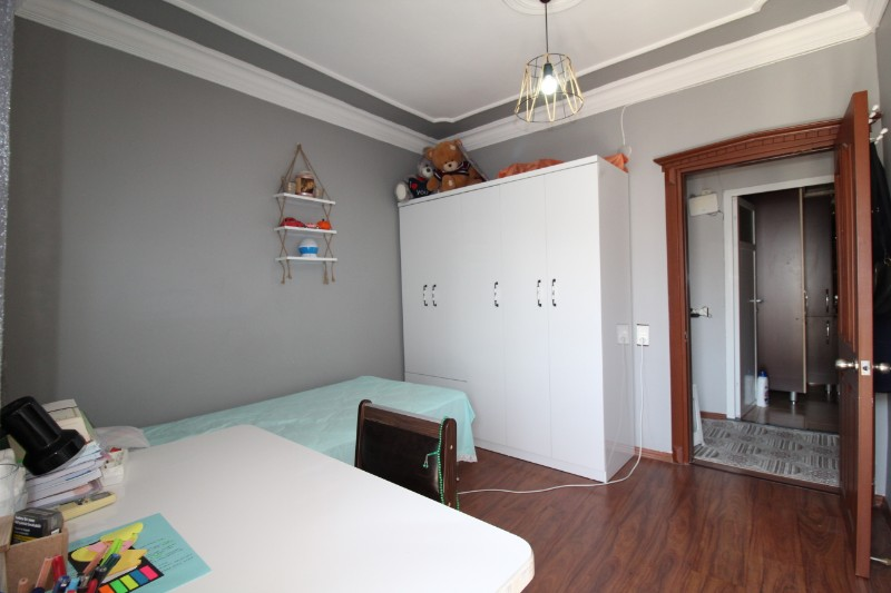 ASLAN'DAN TOROS ÜNİVER.CİV GENİŞ METRAJLI FULL YAPILI FIRSAT 3+1