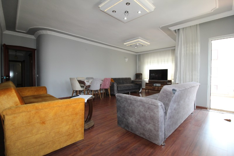 ASLAN'DAN TOROS ÜNİVER.CİV GENİŞ METRAJLI FULL YAPILI FIRSAT 3+1