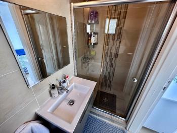 Girne Bellapaiste Eşsiz Manzaralı Satılık 3+1 Havuzlu Villa