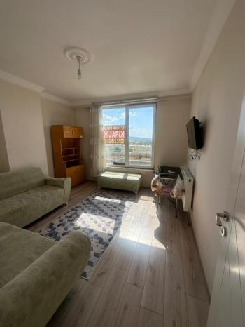 AFYON ÜÇOK EMLAKTAN ERENLER MAH KİRALIK 2+0 EŞYALI TEMİZ ARAKAT DAİRE