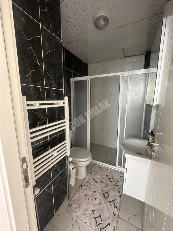 AFYON ÜÇOK EMLAKTAN ERENLER MAH KİRALIK 2+0 EŞYALI TEMİZ ARAKAT DAİRE