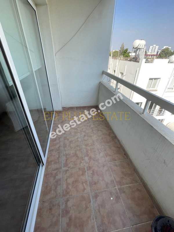 Lefkoşa Merit Yanında 3 Ay Peşin Ödemeli Full Eşyalı Kiralık 3+1 Daire