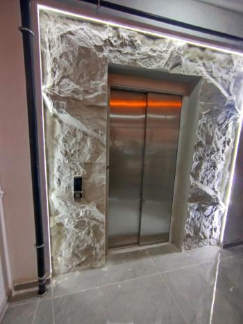 GÜVENAY - ÇORUM BAHÇELİEVLER MAH. CUMARTESİ PAZARI CİVARI 3+1 SATILIK DAİRE