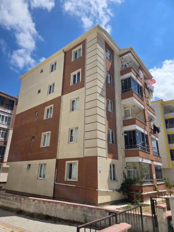 GÜVENAY - ÇORUM ULUKAVAK MAH. İKİZLER BENZİNLİĞİ ARKASI SATILIK 3+1 DAİRE