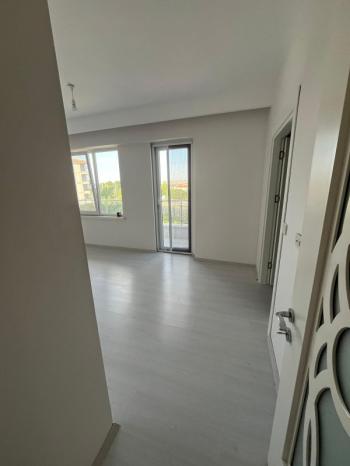AFYON ÜÇOK EMLAKTAN ALİ İHSAN PAŞA MAH KİRALIK LÜX ARAKAT  3+1 135M²