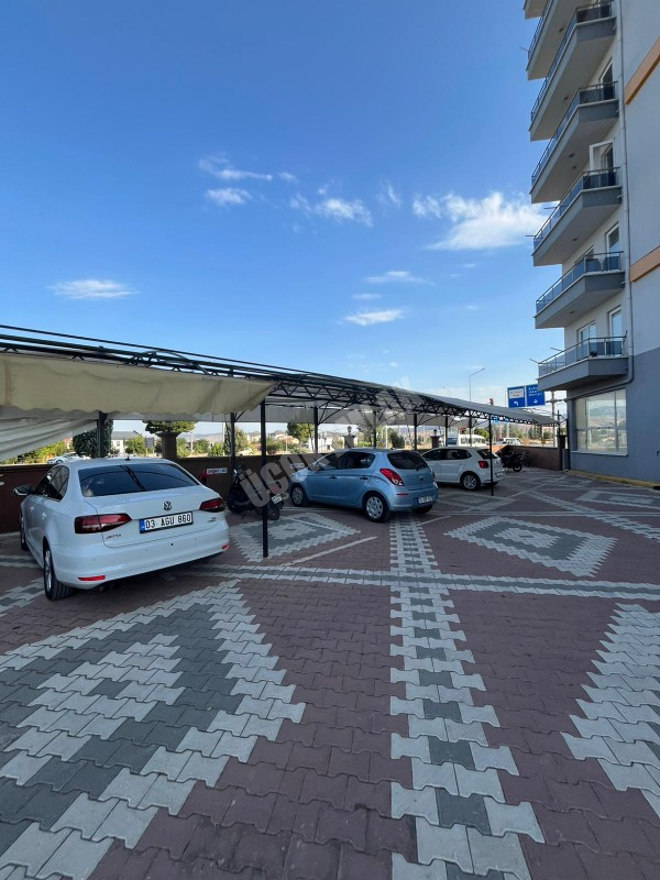 AFYON ÜÇOK EMLAKTAN ALİ İHSAN PAŞA MAH KİRALIK LÜX ARAKAT  3+1 135M²