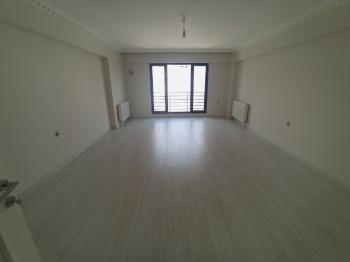 Güvenay - Çorum Merkez Buharaevler Mahallesi Altın park Sitesi 4+1 Kiralık Daire 