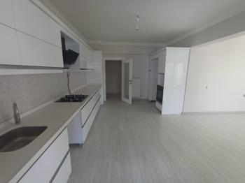 Güvenay - Çorum Merkez Buharaevler Mahallesi Altın park Sitesi 4+1 Kiralık Daire 