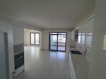 Güvenay - Çorum Merkez Buharaevler Mahallesi Altın park Sitesi 4+1 Kiralık Daire 