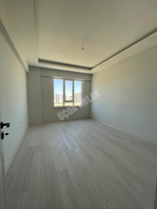 AFYON ÜÇOK EMLAKTAN ERKMEN MAHALLESİNDE ULTRA LÜKS SATILIK SIFIR 4+1 DAİRE