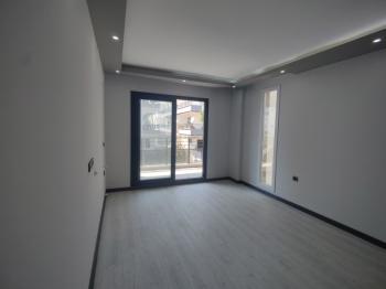 Didim Yeni Mahalle’de 2+1 Arakat Daire — Balkonlu, Krediye Uygun