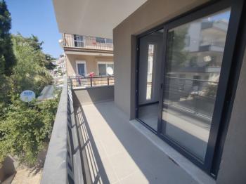 Didim Yeni Mahalle’de 2+1 Arakat Daire — Balkonlu, Krediye Uygun