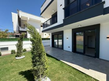 Didim'de Satılık Sıfır 3+1 Villa