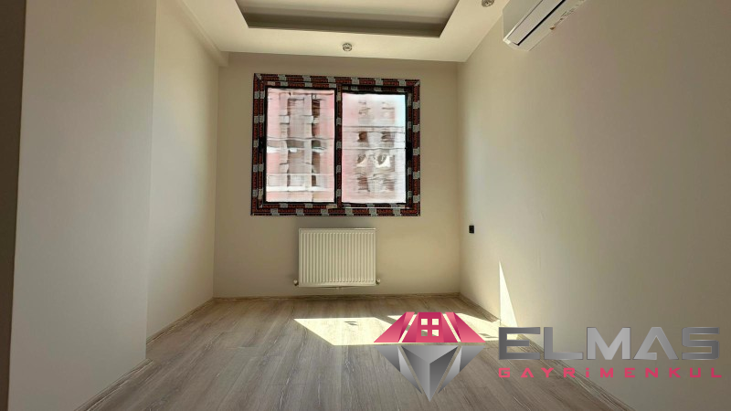 Elmas’tan 50.Yıl’da Merkezi Lokasyonda Sıfır Amerikan 1+1