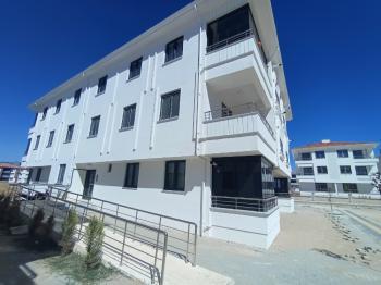 Güvenay - Çorum Merkez Çepni Mahallesi Fen Lisesi Bölgesi Sıfır Yüksek Giriş Full 2+1 Daire 