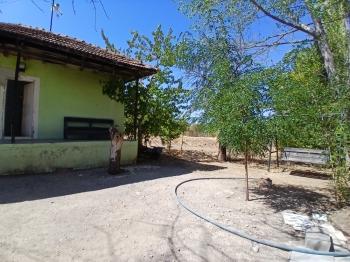 GÜVENAY - ÇORUM BUHARAEVLER SARMAHAL KARŞISI SATILIK BAĞ