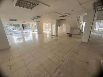 GÖNYELİ YENİKENT'TE ANAYOL ÜSTÜ AYLIK ÖDEMELİ KİRALIK DÜKKAN