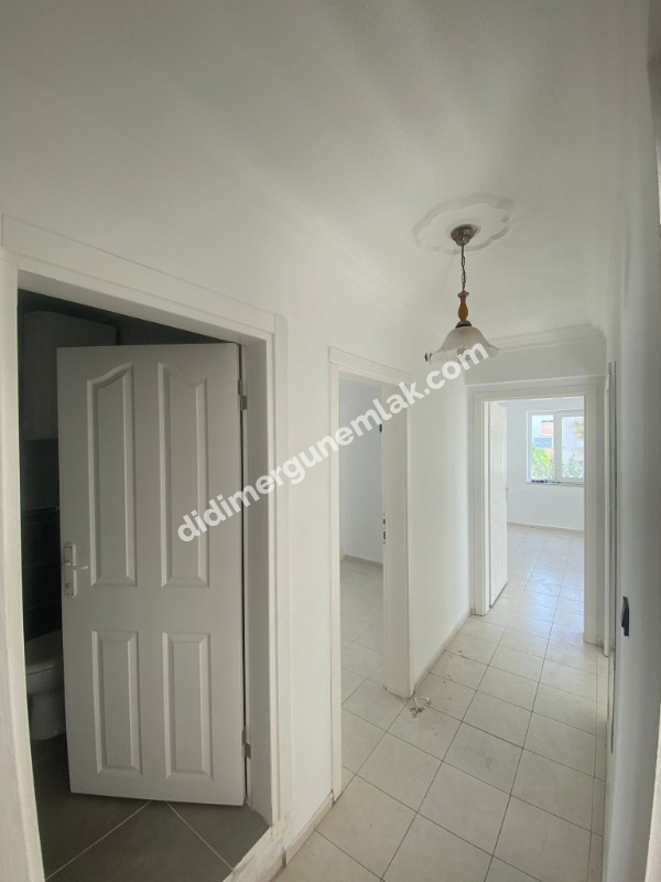 DİDİM ALTINKUMDA DENİZE YÜRÜME MESAFESİNDE MASRAFSIZ 2+1 SATILIK DAİRE