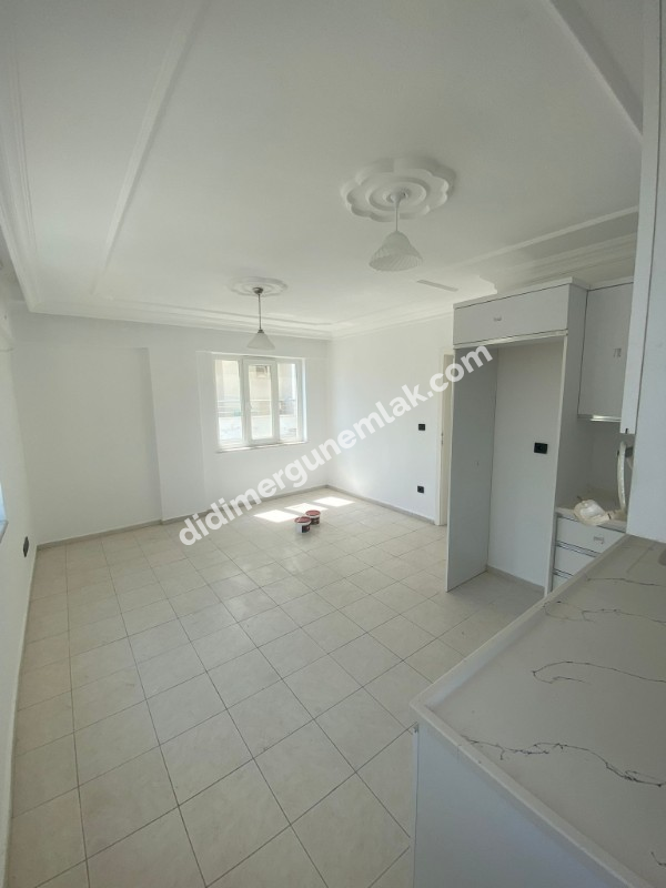 DİDİM ALTINKUMDA DENİZE YÜRÜME MESAFESİNDE MASRAFSIZ 2+1 SATILIK DAİRE