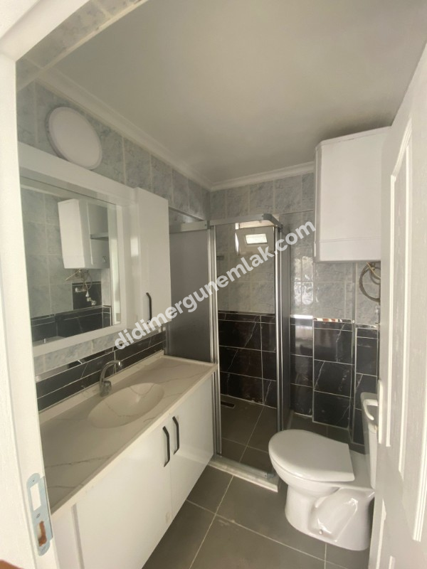 DİDİM ALTINKUMDA DENİZE YÜRÜME MESAFESİNDE MASRAFSIZ 2+1 SATILIK DAİRE