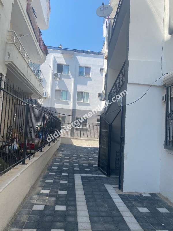 DİDİM ALTINKUMDA DENİZE YÜRÜME MESAFESİNDE MASRAFSIZ 2+1 SATILIK DAİRE