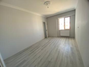GÜVENAY - ÇORUM ULUKAVAK MAH. YENİ İSKİLİP YOLU ÜZERİ SATILIK 3+1 SIFIR DAİRE