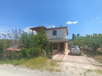 Güvenay - Çorum Üçtutlar Mahallesi Ayarık Bağları 4+1 Satılık Villa