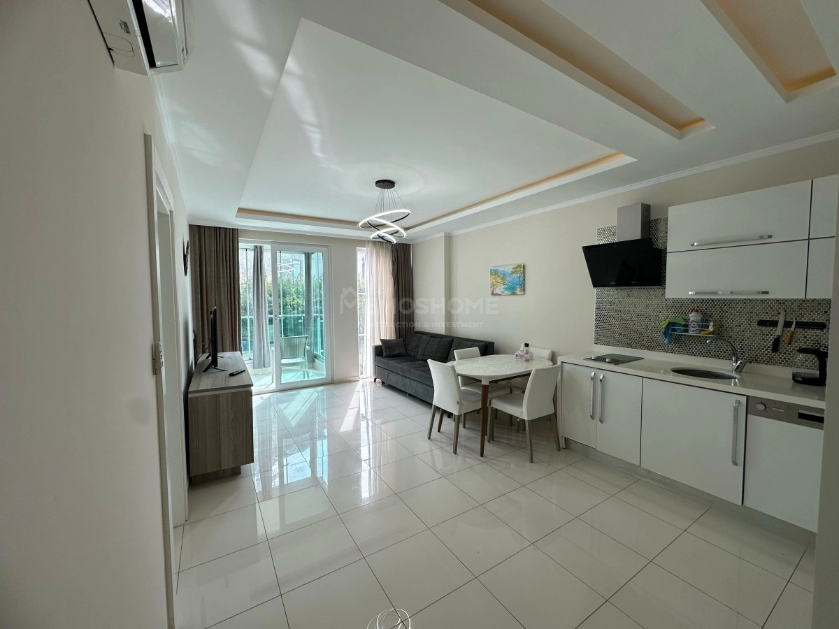 Seafront Kestel Moda Apartment