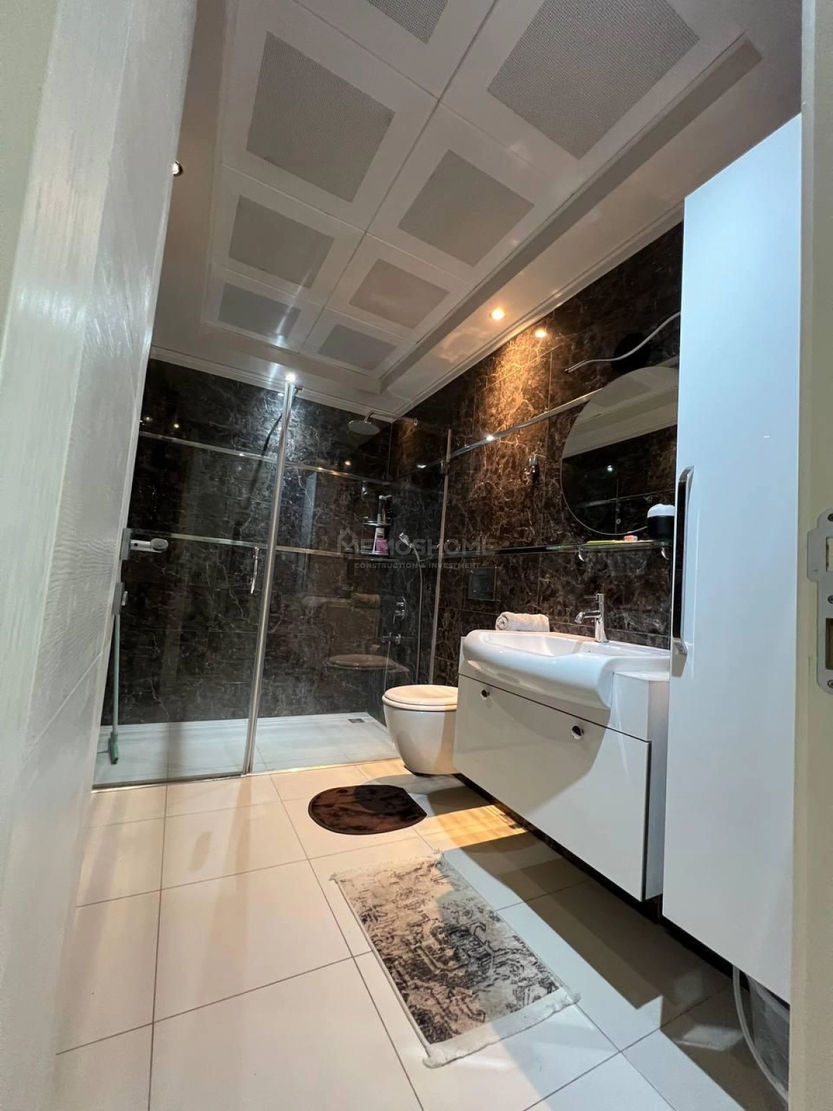 Seafront Kestel Moda Apartment