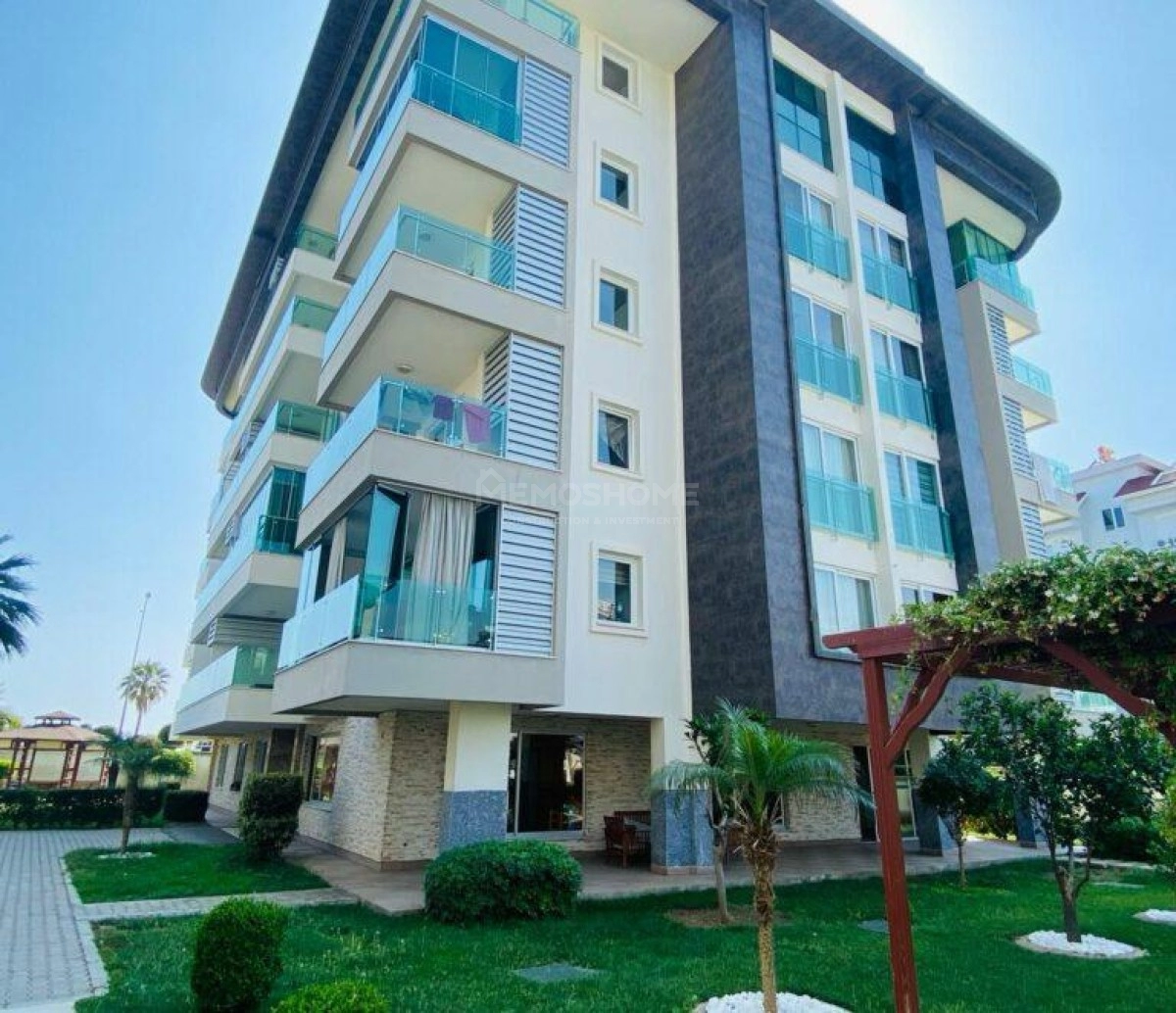 Seafront Kestel Moda Apartment