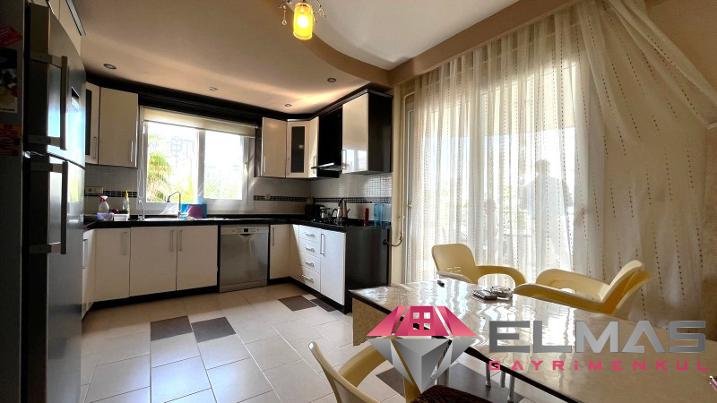 Elmas’tan Menteş’te Merkezi Konum Geniş Metraj Bağımsız 3+1