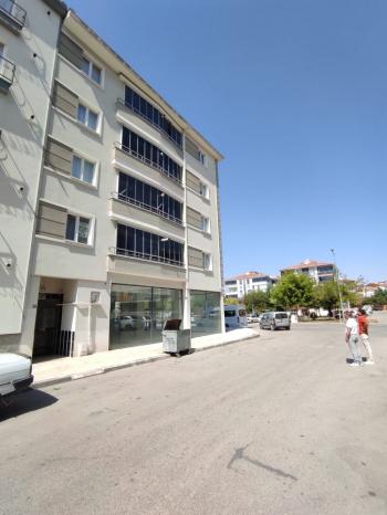 GÜVENAY - ÇORUM ULUKAVAK MAH. SELİMİYE CAMİİ CİVARI SATILIK 3+1 DAİRE