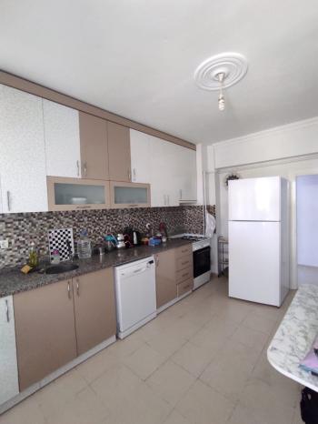 GÜVENAY - ÇORUM ULUKAVAK MAH. SELİMİYE CAMİİ CİVARI SATILIK 3+1 DAİRE