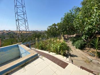 GÜVENAY - ÇORUM AYARIK BAĞLARI 2200 M2 İÇERİSİNDE 1+1 EV OLAN BAĞ