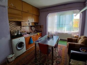 GÜVENAY - ÇORUM ÇEPNİ MAHALLESİ ULU MEZARLIK KARŞISINDA 3+1 SATILIK DAİRE