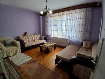 GÜVENAY - ÇORUM ÇEPNİ MAHALLESİ ULU MEZARLIK KARŞISINDA 3+1 SATILIK DAİRE