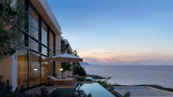 KKTC Girne Esentepe Casa del Mare Projesinde Havuz Manzaralı Satılık 1+1 Loft Gardenhouse