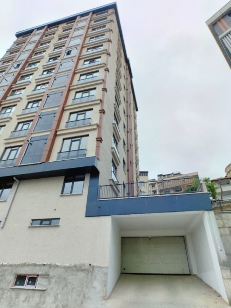 Alibeyköy Metro'ya 5 dk Güvenlikli Otoparklı Site'de 8.Kat Satılık Daire