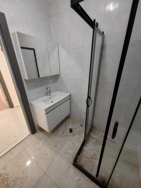 Alibeyköy Metro'ya 5 dk Güvenlikli Otoparklı Site'de 8.Kat Satılık Daire