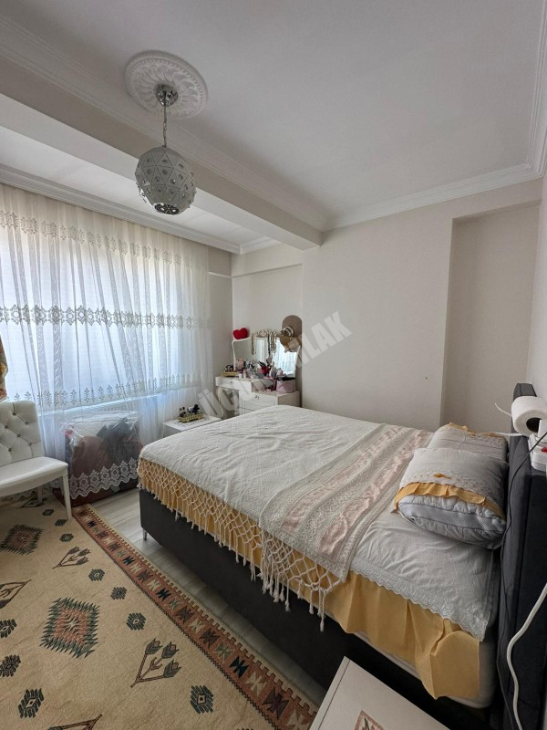 AFYON ÜÇOK EMLAKTAN ALİ İHSAN PAŞA MAH SATILIK CADDE ÜZERİ LÜX DAİRE