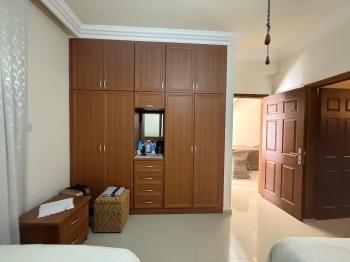 KKTC Girne Edremit Bölgesinde 3.5 Dönüm Arsa İçerisinde Yardımcı Evli Satılık Villa