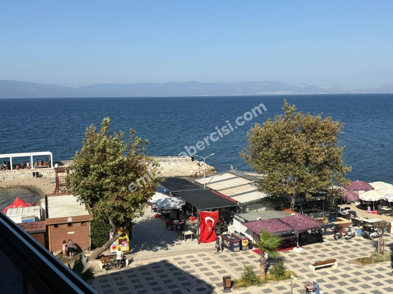 MUDANYA GÜZELYALI SAHİLDE ÖN SIRADA SAHİLE CEPHE / FULL DENİZ MANZARALI 3+1 DAİRE
