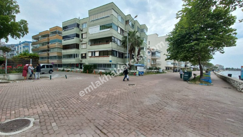 MUDANYA GÜZELYALI SAHİLDE ÖN SIRADA SAHİLE CEPHE / FULL DENİZ MANZARALI 3+1 DAİRE