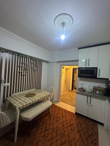 GÜVENAY - ÇORUM GÜLABİBEY KAPAKLI MEVKİ BAKIMLI SATILIK 2+1 DAİRE