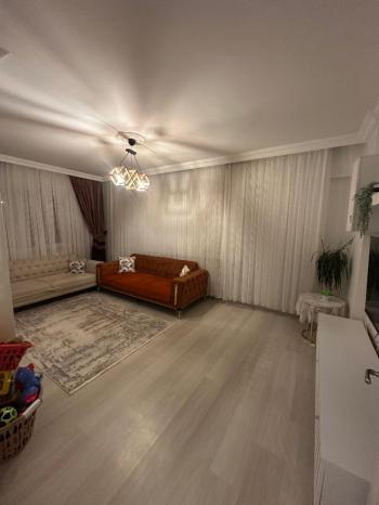 GÜVENAY - ÇORUM GÜLABİBEY KAPAKLI MEVKİ BAKIMLI SATILIK 2+1 DAİRE