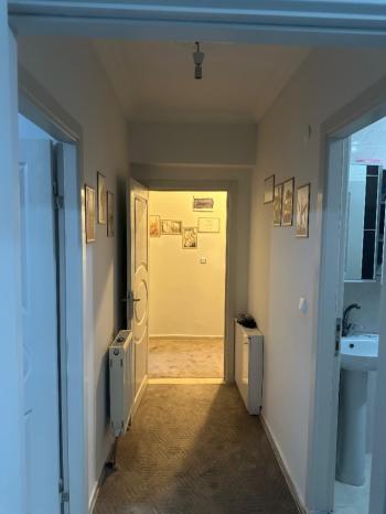 GÜVENAY - ÇORUM GÜLABİBEY KAPAKLI MEVKİ BAKIMLI SATILIK 2+1 DAİRE