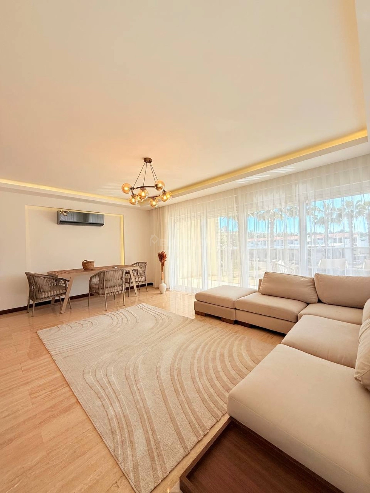 Konaklı Oasis Club III Luksus Penthouse