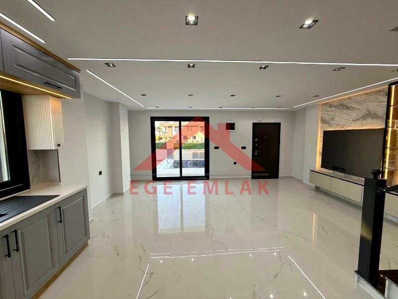 Didim'de Satılık Havuzlu 3+1 Villa