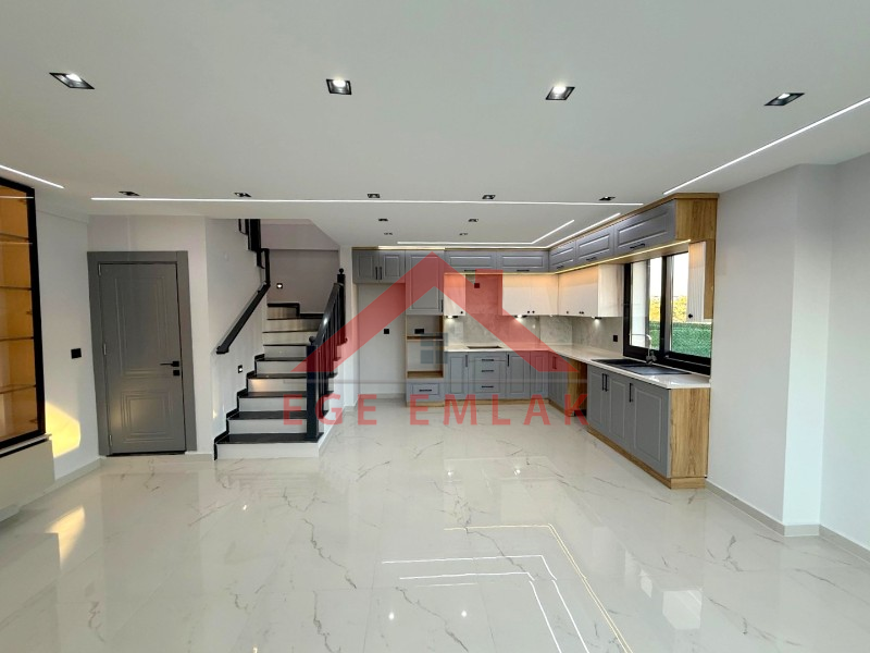 Didim'de Satılık Havuzlu 3+1 Villa